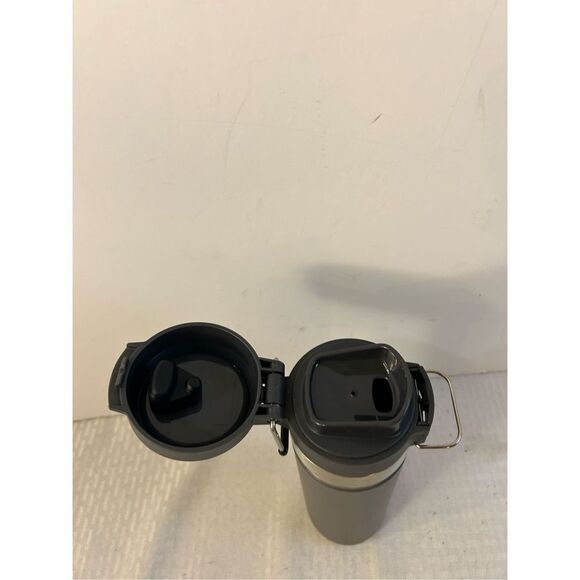 Stanley 24 oz bottle 11" tall Flip top lid - Picture 4 of 4
